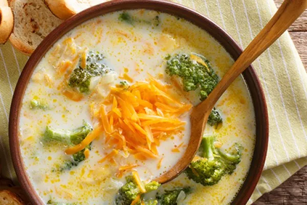 Broccoli- och potatissoppa