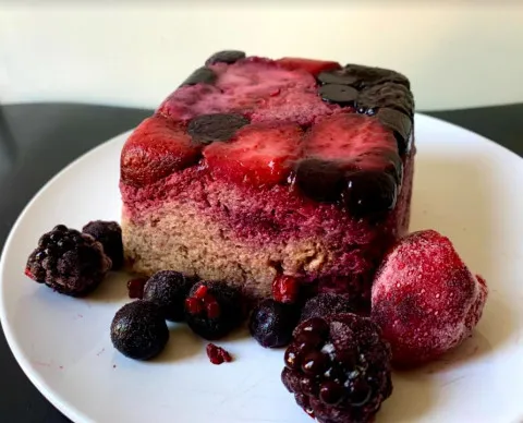 Brödpudding med bär