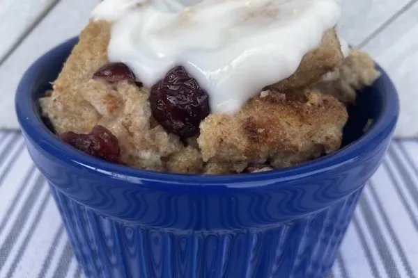 Brödpudding med vaniljsås