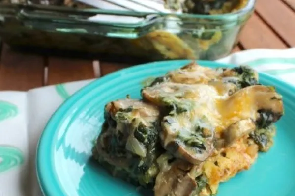 Enchiladagratäng med spenat och champinjoner