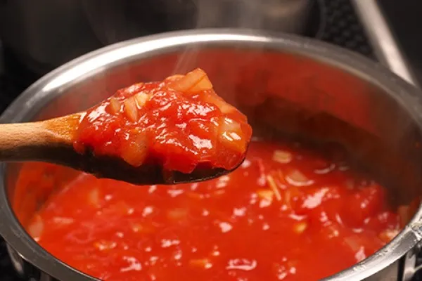 Färsk tomatsås
