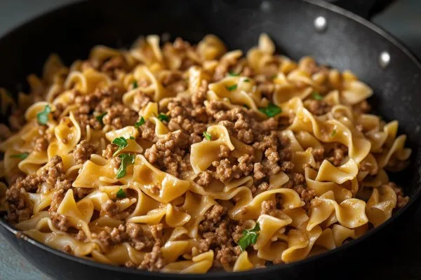 Köttfärs och nudlar