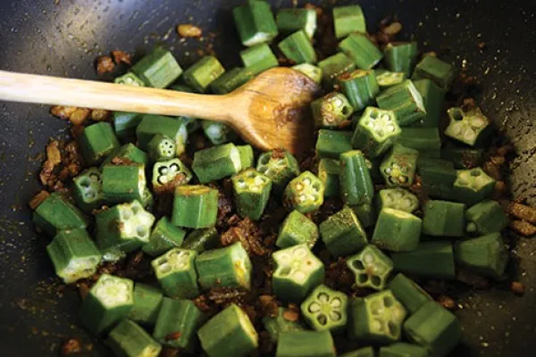 Lätt stekt okra