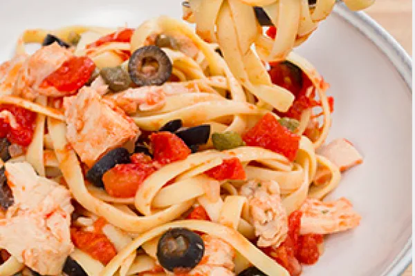 Neapolitansk tonfiskfettuccine