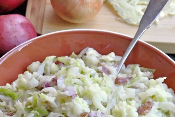 Rödpotatis och vitkål (colcannon)