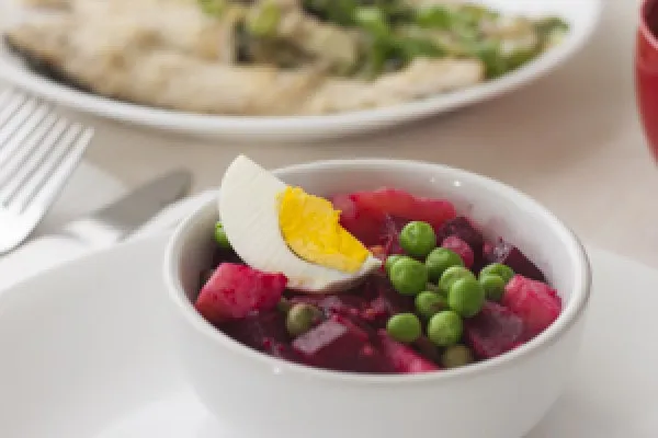 Rosa festsallad