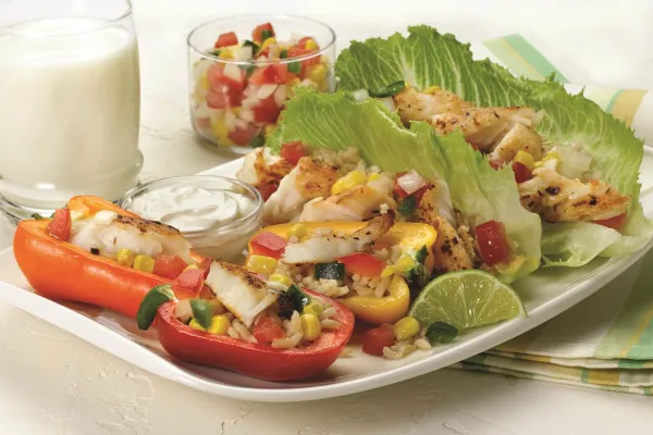 Sallad- och paprikawraps i fiestastil