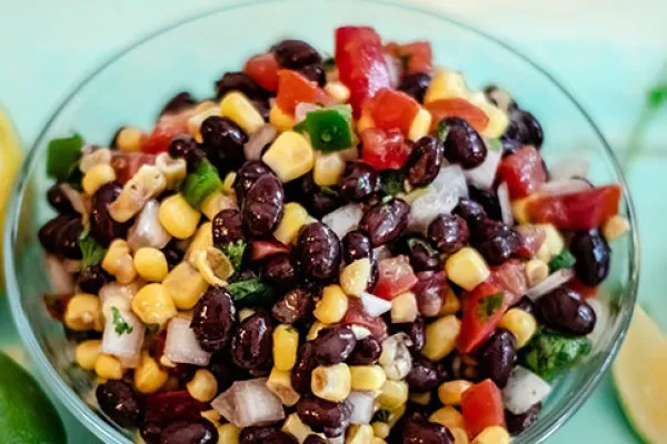 Snabb sallad med svarta bönor