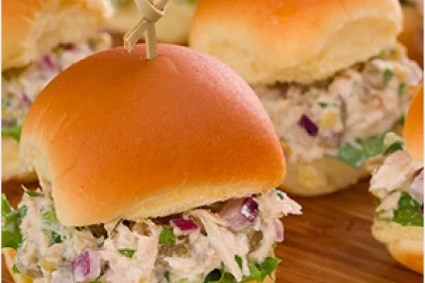 Tonfisksliders med grön chili